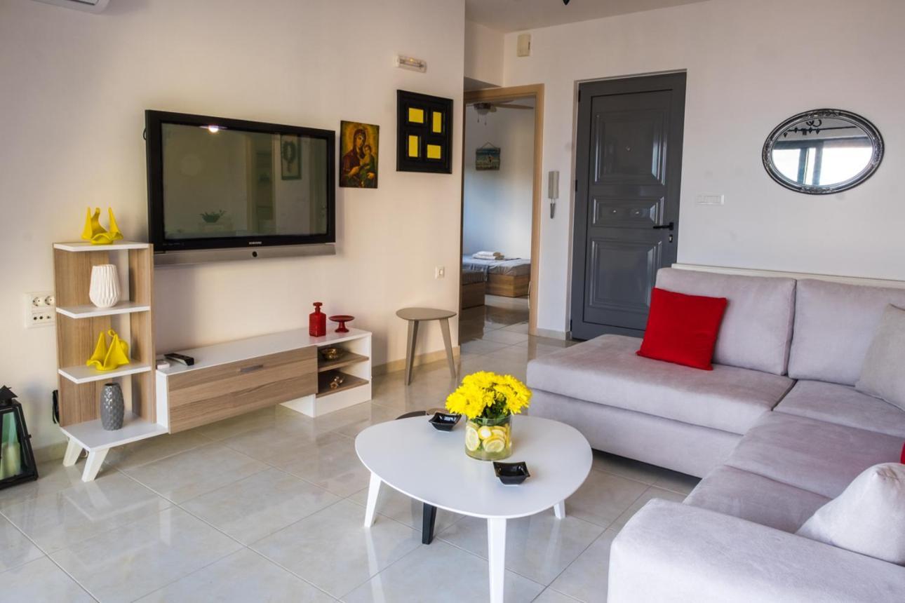 Holy Paraskevi Apartment Agios Nikolaos Esterno foto